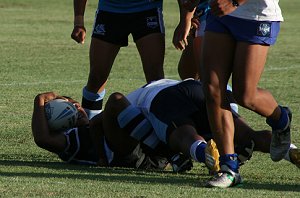 Sharkies hangs on to the ball in the Bulldogs vs Sharks Matty's Cup trial game