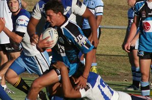 Michael Morris busts through the Bulldogs line in the Bulldogs vs Sharks Matty's Cup trial game