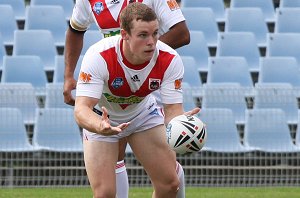 Luke Pickerd unloads Sharks v Dragons SG Ball Rnd 3 (Photo : ourfooty media)