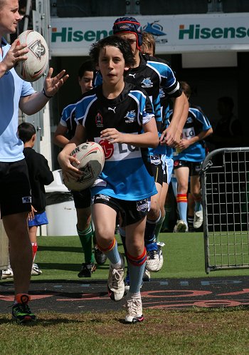 Cronulla Sharks Academy Under 13's v Burleigh BEARS action (Photo : ourfootymedia) 