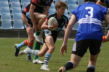 Cronulla Sharks Academy Under 15's v Group 10 JRL action (Photo : ourfootymedia) 