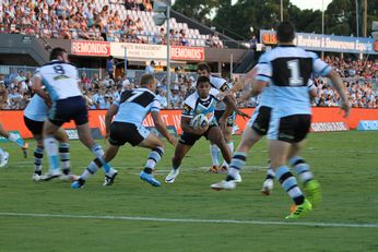 Cronulla SHARKS v Gold Coast Titans NRL Rnd 1 ACTION (Photo : steve montgomery / OurFootyMedia) 