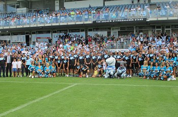 Cronulla Sharks NRL squad, the gorgeous Mermaids and the FANS (Photo : steve montgomery / OurFootyTeam.com)