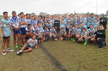 Cronulla Sharks Academy U13s and Canterbury Bankstown Bulldogs GroupPhoto (Photo : steve montgomery / OurFootyTeam.com)