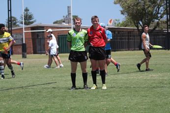 Referee's Cronulla Sharks SG Ball Developmet v Newcastle Knights U 17s Action (Photo : steve montgomery / OurFootyTeam.com)