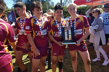 Kurnell Stingrays u14s celebrate winning the 2019 Grand Final (Photo : Steve Montgomery / OurFootyTeam.com)