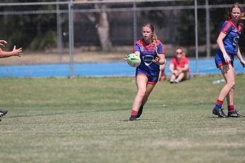 Newcastle Knights v Cronulla Sharks Tarsha Gale Cup Trial Match u18 Girls Rugby League Action (Photo : steve montgomery / OurFootyTeam.com)