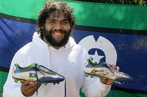 Sam Thaiday, is auctioning off the footy boots he wore in the third State of Origin game at Suncorp Stadium with all funds raised going to Diabetes Australia – Queensland.