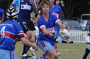 Engadine Dragons swing the footy