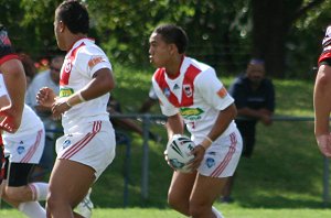 Jamie Stanley looks for runners - North Sydney Bears v St. George Dragons HMC Rnd 6 action (photo's : ourfooty media)