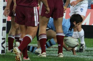 Adan Reynolds scores a great try at Telstra Stadium (Photo : ourfooty media) 