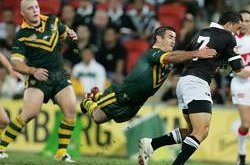 Andrew Johns desprate in defence