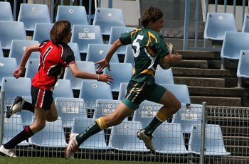 2010 Michael Buettner Shield - Endeavour SHS v Hunter SHS - Grand Final ACTION (photo's : ourfootymedia) 