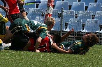 2010 Michael Buettner Shield - Endeavour SHS v Hunter SHS - Grand Final ACTION (photo's : ourfootymedia) 