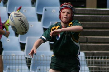 2010 Michael Buettner Shield - Endeavour SHS v Hunter SHS - Grand Final ACTION (photo's : ourfootymedia) 