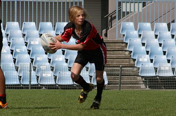 Chase Stanley Cup Grand Final - Endeavour SHS v Westfields action (photo' : ourfootymedia) 