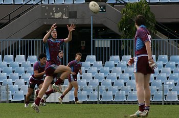 Chase Stanley Cup - Illawarra SHS v The HILLS SHS action (photo : ourfootymedia) 