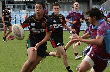 Chase Stanley Cup - Illawarra SHS v The HILLS SHS action (photo : ourfootymedia) 