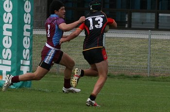 Chase Stanley Cup - Illawarra SHS v The HILLS SHS action (photo : ourfootymedia) 