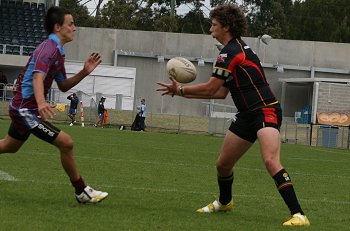 Chase Stanley Cup - Illawarra SHS v The HILLS SHS action (photo : ourfootymedia) 