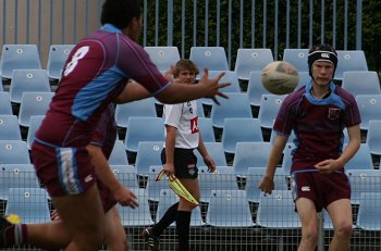 Chase Stanley Cup - Illawarra SHS v The HILLS SHS action (photo : ourfootymedia) 