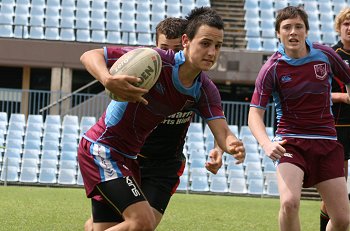 Chase Stanley Cup - Illawarra SHS v The HILLS SHS action (photo : ourfootymedia) 