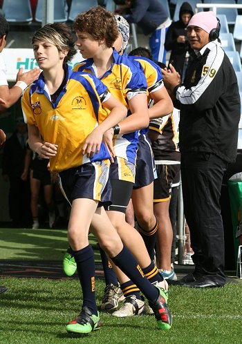 2010 Buckley Shield Grand Final - Bass HS v Brisbane Waters HS action (Photo's : Steve Montgomery / OurFootyTeam.com)