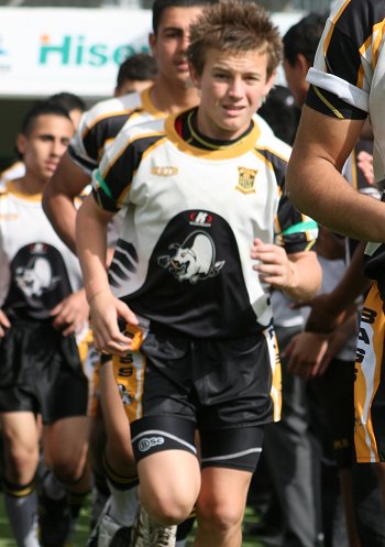 Bass HS v Brisbane Waters HS 2010 Buckley Shield Grand Final action (Photo's : ourfootymedia)