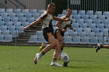 Bass HS v Brisbane Waters HS 2010 Buckley Shield Grand Final action (Photo's : ourfootymedia)