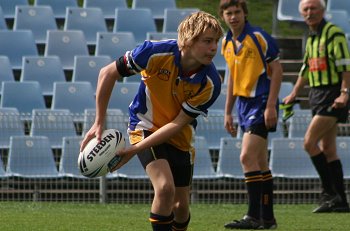 2010 Buckley Shield Grand Final - Bass HS v Brisbane Waters HS action (Photo's : Steve Montgomery / OurFootyTeam.com)