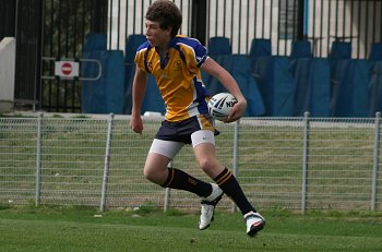 2010 Buckley Shield Grand Final - Bass HS v Brisbane Waters HS action (Photo's : Steve Montgomery / OurFootyTeam.com)
