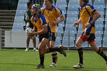 2010 Buckley Shield Grand Final - Bass HS v Brisbane Waters HS action (Photo's : Steve Montgomery / OurFootyTeam.com)