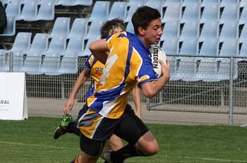 2010 Buckley Shield Grand Final - Bass HS v Brisbane Waters HS action (Photo's : Steve Montgomery / OurFootyTeam.com)