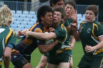 2010 Buckley Shield Grand Final action Hunter SHS v Westfields SHS (Photo's : ourfootymedia)