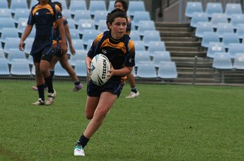 2010 Buckley Shield Grand Final action Hunter SHS v Westfields SHS (Photo's : ourfootymedia)