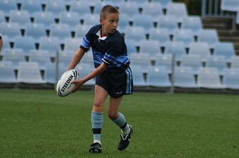NSWPSSA CLASSIC SHIELD Grand Final Action Muswellbrook PS v Sth Wagga PS @ Shark Park (Photo : ourfootymedia)