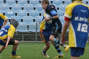 NSWPSSA CLASSIC SHIELD Grand Final Action Muswellbrook PS v Sth Wagga PS @ Shark Park (Photo : ourfootymedia)
