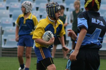 NSWPSSA CLASSIC SHIELD Grand Final Action Muswellbrook PS v Sth Wagga PS @ Shark Park (Photo : ourfootymedia)