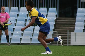 NSWPSSA CLASSIC SHIELD Grand Final Action Muswellbrook PS v Sth Wagga PS @ Shark Park (Photo : ourfootymedia)