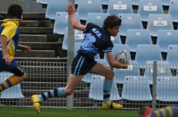 NSWPSSA CLASSIC SHIELD Grand Final Action Muswellbrook PS v Sth Wagga PS @ Shark Park (Photo : ourfootymedia)