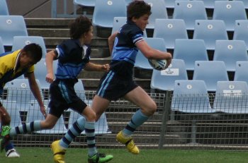 NSWPSSA CLASSIC SHIELD Grand Final Action Muswellbrook PS v Sth Wagga PS @ Shark Park (Photo : ourfootymedia)