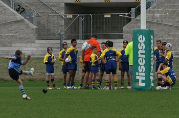 NSWPSSA CLASSIC SHIELD Grand Final Action Muswellbrook PS v Sth Wagga PS @ Shark Park (Photo : ourfootymedia)