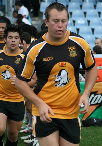 NSWCHS UNI SHIELD Grand Final Endeavour SHS v Bass HS action (Photo's : ourfootymedia)