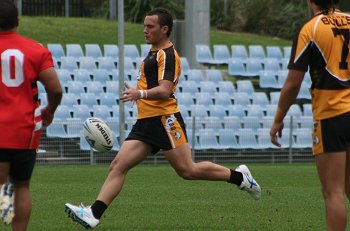 NSWCHS UNI SHIELD Grand Final Endeavour SHS v Bass HS action (Photo's : ourfootymedia)