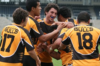 NSWCHS UNI SHIELD Grand Final Endeavour SHS v Bass HS action (Photo's : ourfootymedia)