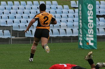 NSWCHS UNI SHIELD Grand Final Endeavour SHS v Bass HS action (Photo's : ourfootymedia)