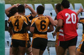 NSWCHS UNI SHIELD Grand Final Endeavour SHS v Bass HS action (Photo's : ourfootymedia)