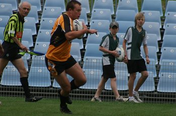 NSWCHS UNI SHIELD Grand Final Endeavour SHS v Bass HS action (Photo's : ourfootymedia)