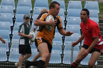 NSWCHS UNI SHIELD Grand Final Endeavour SHS v Bass HS action (Photo's : ourfootymedia)