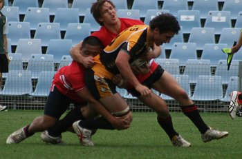 NSWCHS UNI SHIELD Grand Final Endeavour SHS v Bass HS action (Photo's : ourfootymedia)
